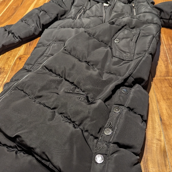 Winter Coat Black - Picture 2 of 8